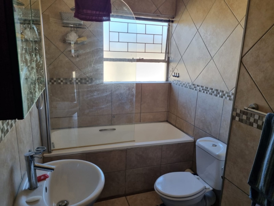 2 Bedroom Property for Sale in Fauna Free State